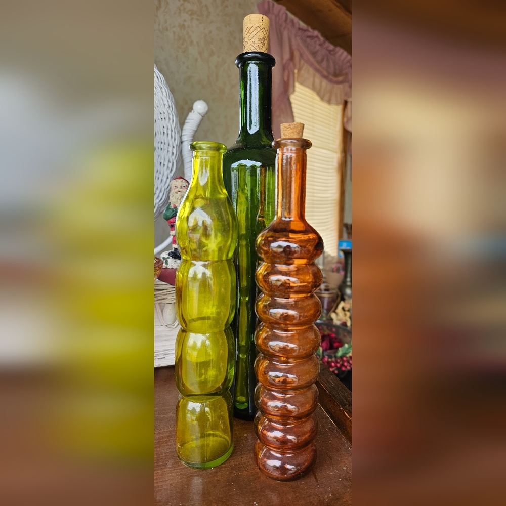 Vintage vase collection of 3
